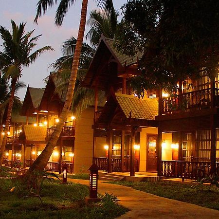 Sea Shell Neil Hotel Lakshmanpur Bagian luar foto