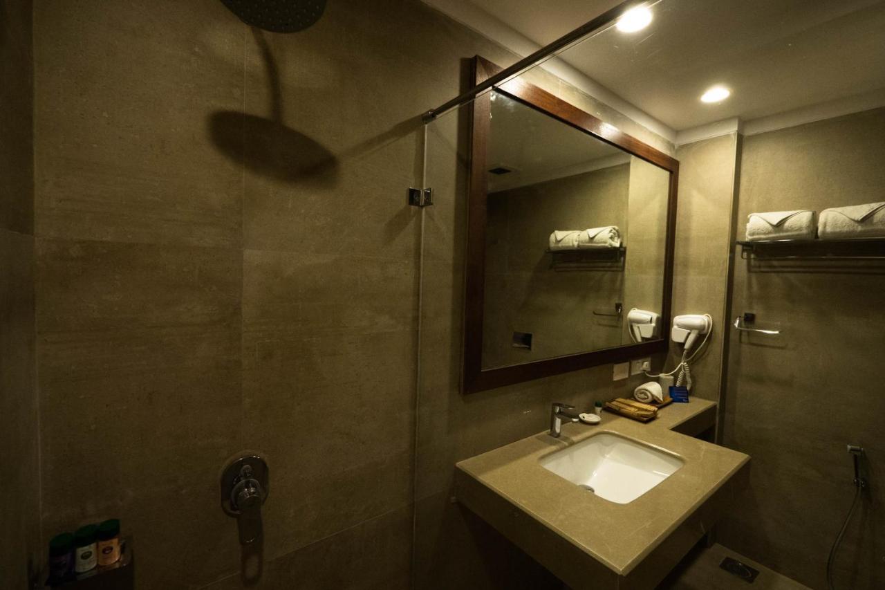 Sea Shell Neil Hotel Lakshmanpur Bagian luar foto